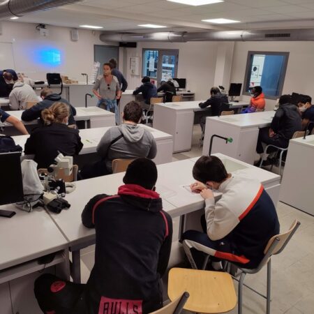 réparation matérielle de smartphones
