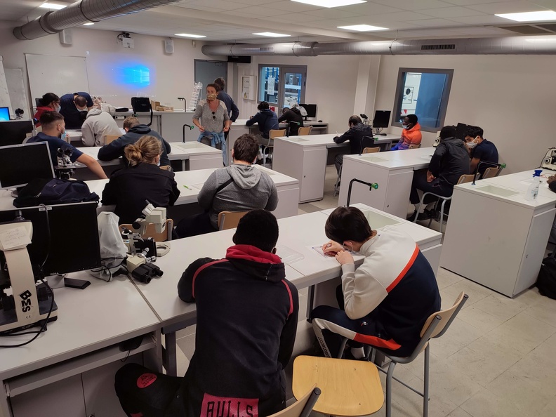 réparation matérielle de smartphones